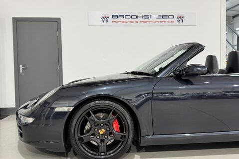 Porsche 911 CARRERA 2 TIPTRONIC S 35
