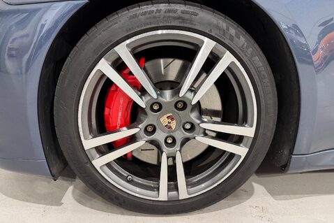Porsche Panamera TURBO PDK 48