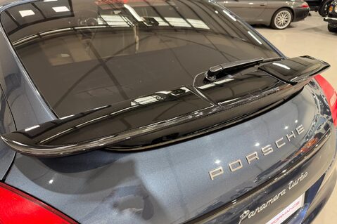Porsche Panamera TURBO PDK 40