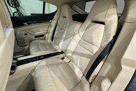 Porsche Panamera TURBO PDK 22
