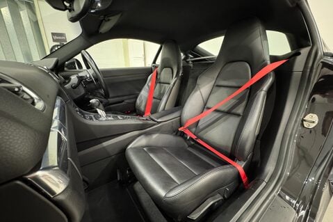 Porsche Cayman 24V S PDK 18