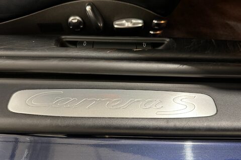 Porsche 911 CARRERA 2 S 28