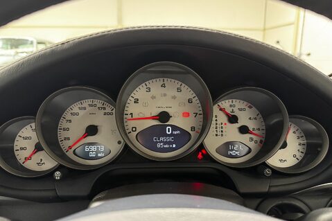Porsche 911 CARRERA 2 S 11