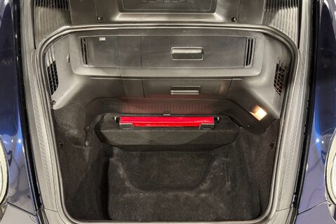 Porsche 911 CARRERA 2 S 38