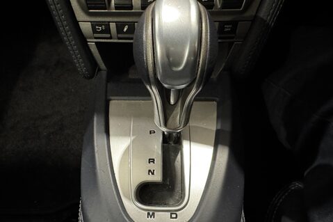 Porsche 911 CARRERA 2 S 27