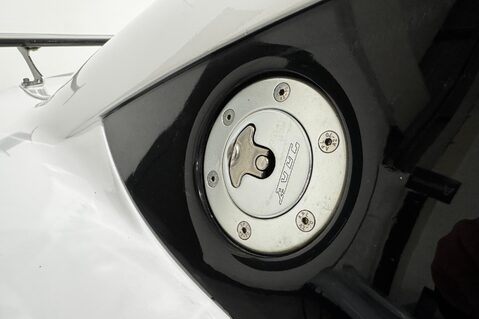 Ginetta G40 G40 CUP 32