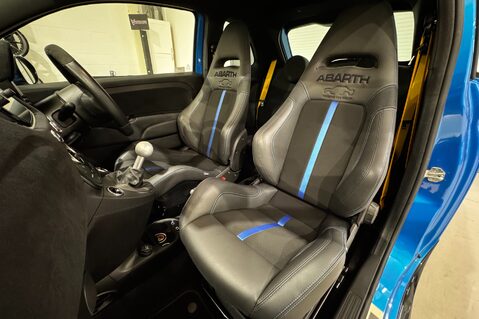 Abarth 500 695 TRIBUTO 131 RALLY 18