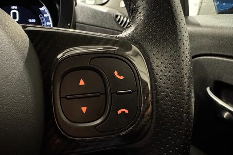 Abarth 500 695 TRIBUTO 131 RALLY 32