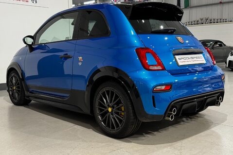 Abarth 500 695 TRIBUTO 131 RALLY 3