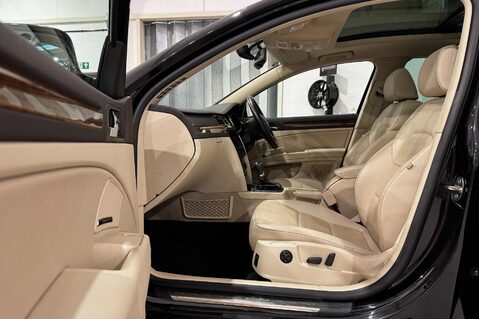 Skoda Superb LAURIN AND KLEMENT V6 DSG 26