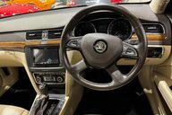 Skoda Superb LAURIN AND KLEMENT V6 DSG 12