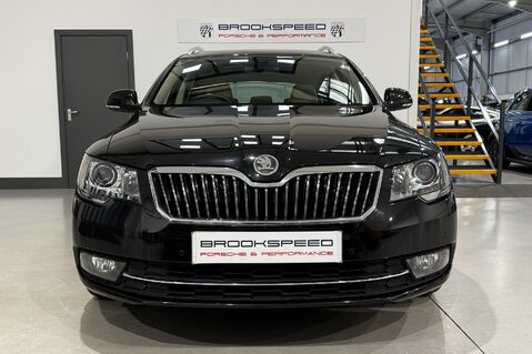 Skoda Superb LAURIN AND KLEMENT V6 DSG 4