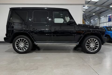 Mercedes-Benz G Series G 400 D 4MATIC AMG LINE PREMIUM 2