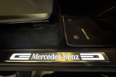 Mercedes-Benz G Series G 400 D 4MATIC AMG LINE PREMIUM 21