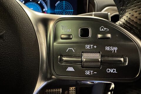 Mercedes-Benz G Series G 400 D 4MATIC AMG LINE PREMIUM 23