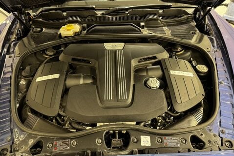 Bentley Continental 4.0 GTC 33