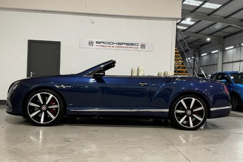 Bentley Continental 4.0 GTC 9