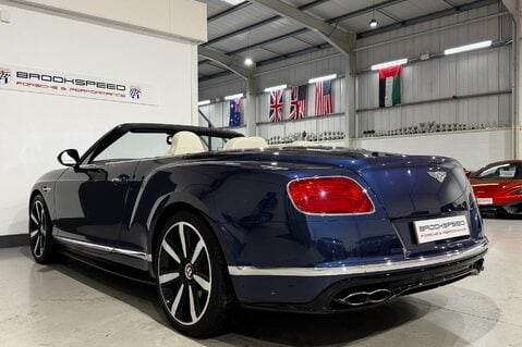 Bentley Continental 4.0 GTC 3