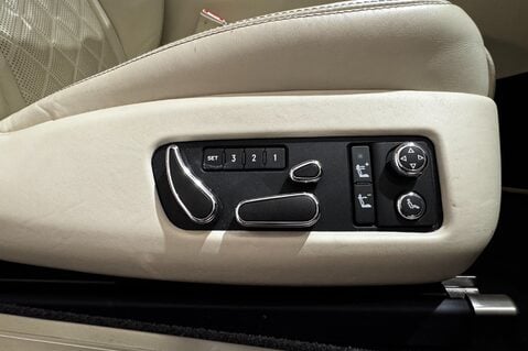 Bentley Continental 4.0 GTC 22