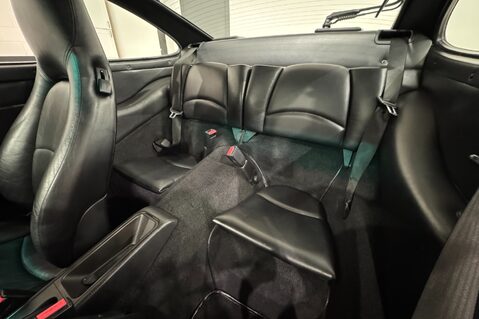 Porsche 911 Carrera 993 Carrera 17