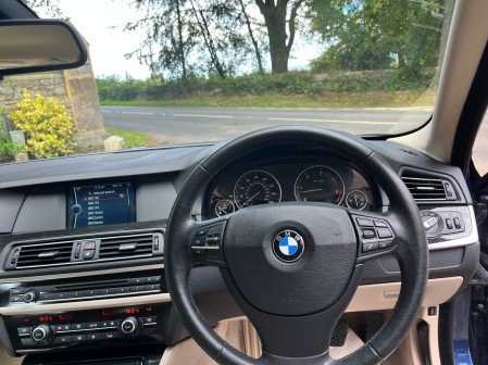 BMW 5 Series 525D SE TOURING 22