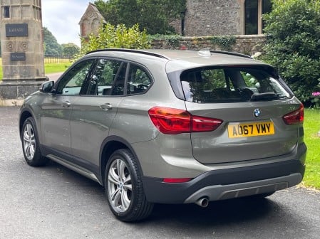 BMW X1 SDRIVE18D SPORT 9