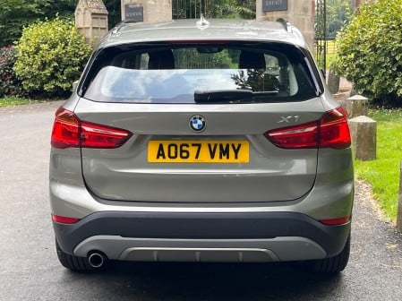 BMW X1 SDRIVE18D SPORT 8