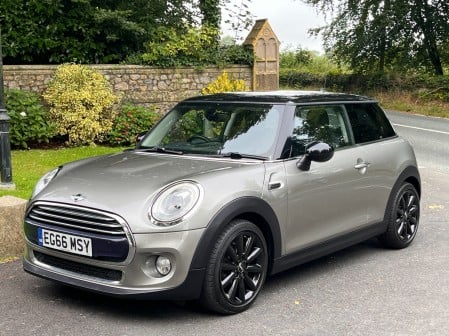 Mini Hatch COOPER 3