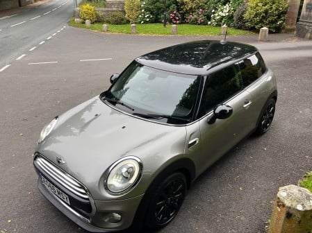 Mini Hatch COOPER 19