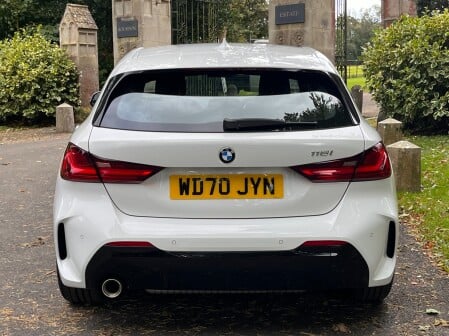 BMW 1 Series 118I M SPORT 6