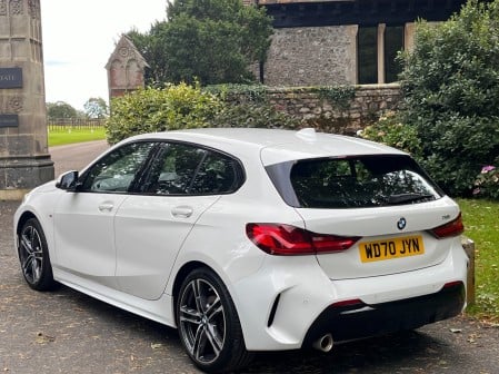 BMW 1 Series 118I M SPORT 9