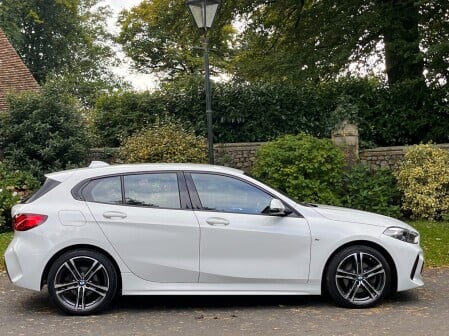 BMW 1 Series 118I M SPORT 8