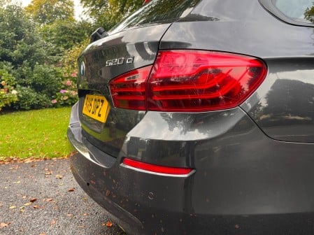 BMW 5 Series 520D M SPORT TOURING 15