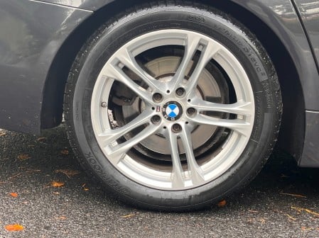 BMW 5 Series 520D M SPORT TOURING 21