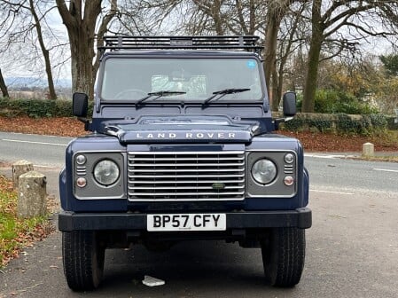 Land Rover Defender 90 XS STATION WAGON 4