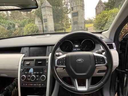 Land Rover Discovery Sport SD4 HSE 8