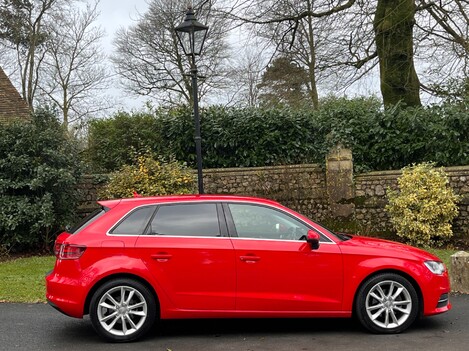 Audi A3 TDI SPORT 2