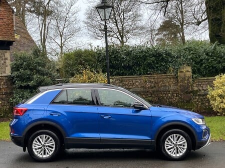 Volkswagen T-Roc LIFE TSI DSG 6