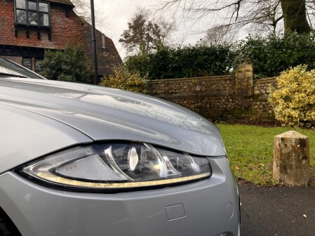 Jaguar XF D LUXURY SPORTBRAKE 11