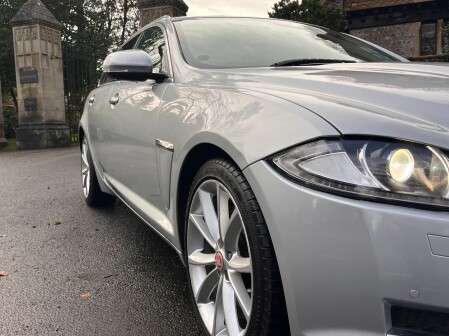 Jaguar XF D LUXURY SPORTBRAKE 18