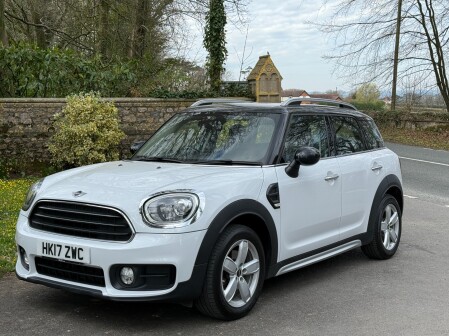Mini Countryman COOPER D 5