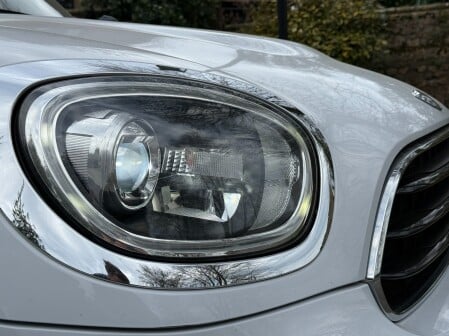 Mini Countryman COOPER D 13