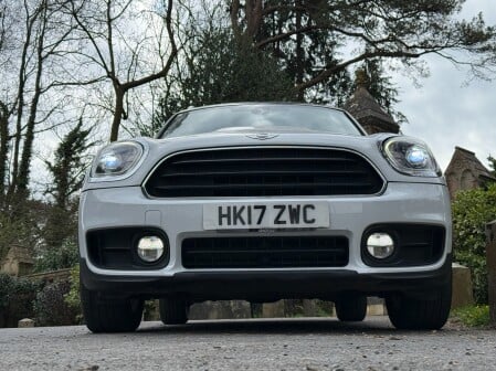 Mini Countryman COOPER D 15