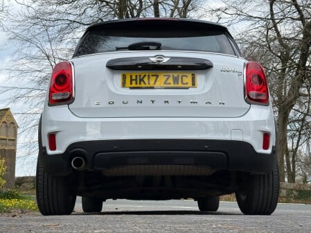 Mini Countryman COOPER D 18