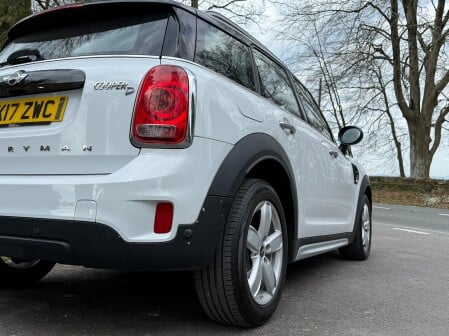 Mini Countryman COOPER D 19