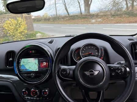 Mini Countryman COOPER D 31
