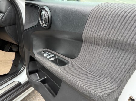 Mini Countryman COOPER D 33