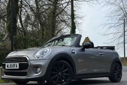 Mini Convertible COOPER CHILI PACK