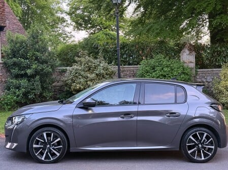 Peugeot 208 PURETECH ALLURE S/S 7