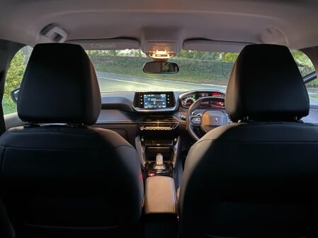 Peugeot 208 PURETECH ALLURE S/S 34